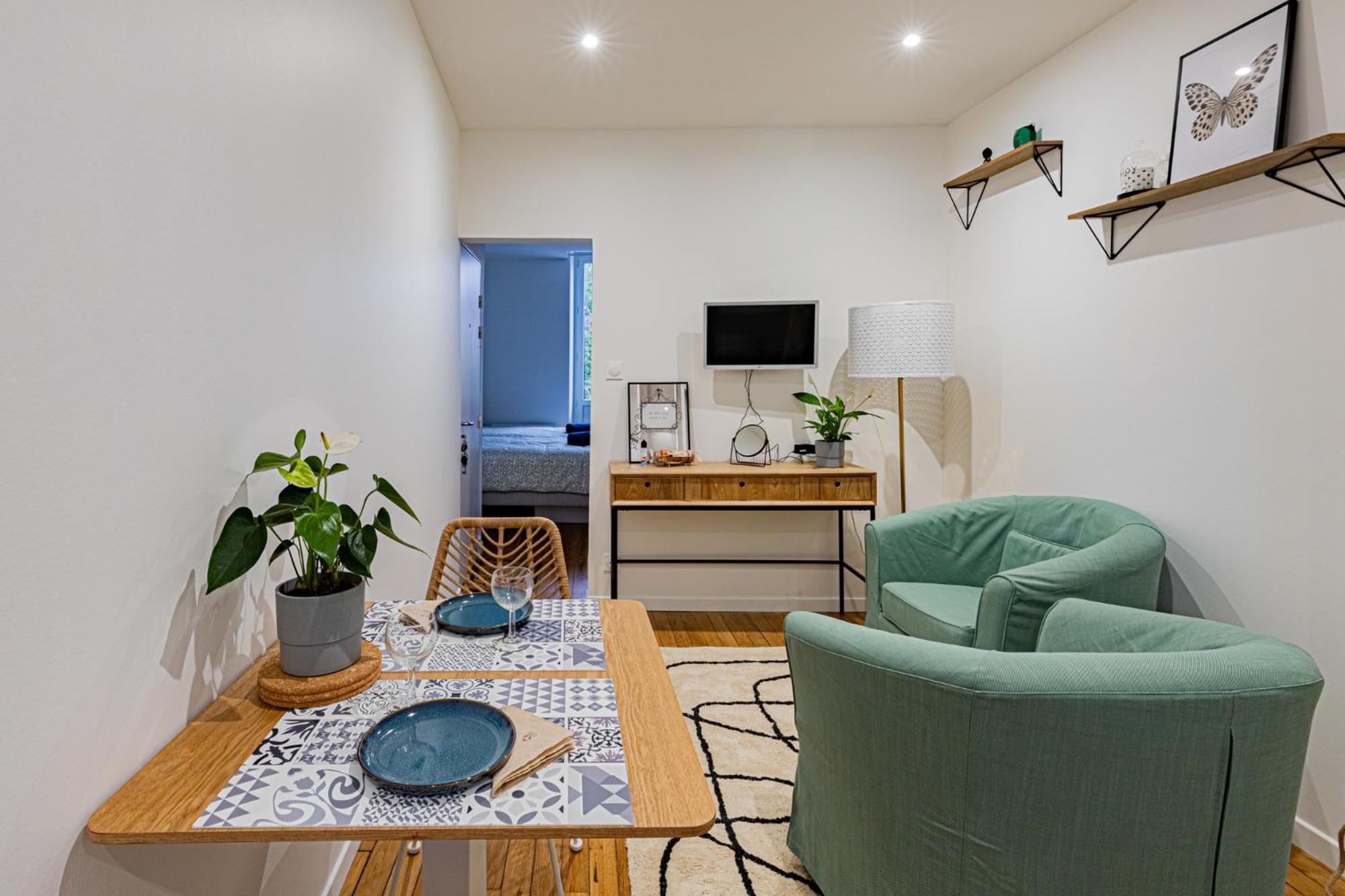 Apartment Owl Right - C La Chouette Dijon